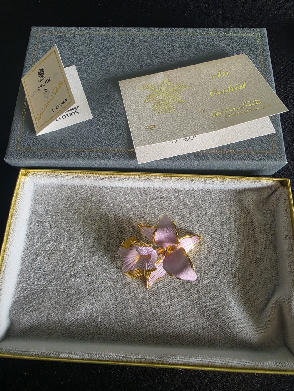 Vintage Cerrito Original 1982 Pink Orchid Brooch Pin Gold Tone Enamel Boxed